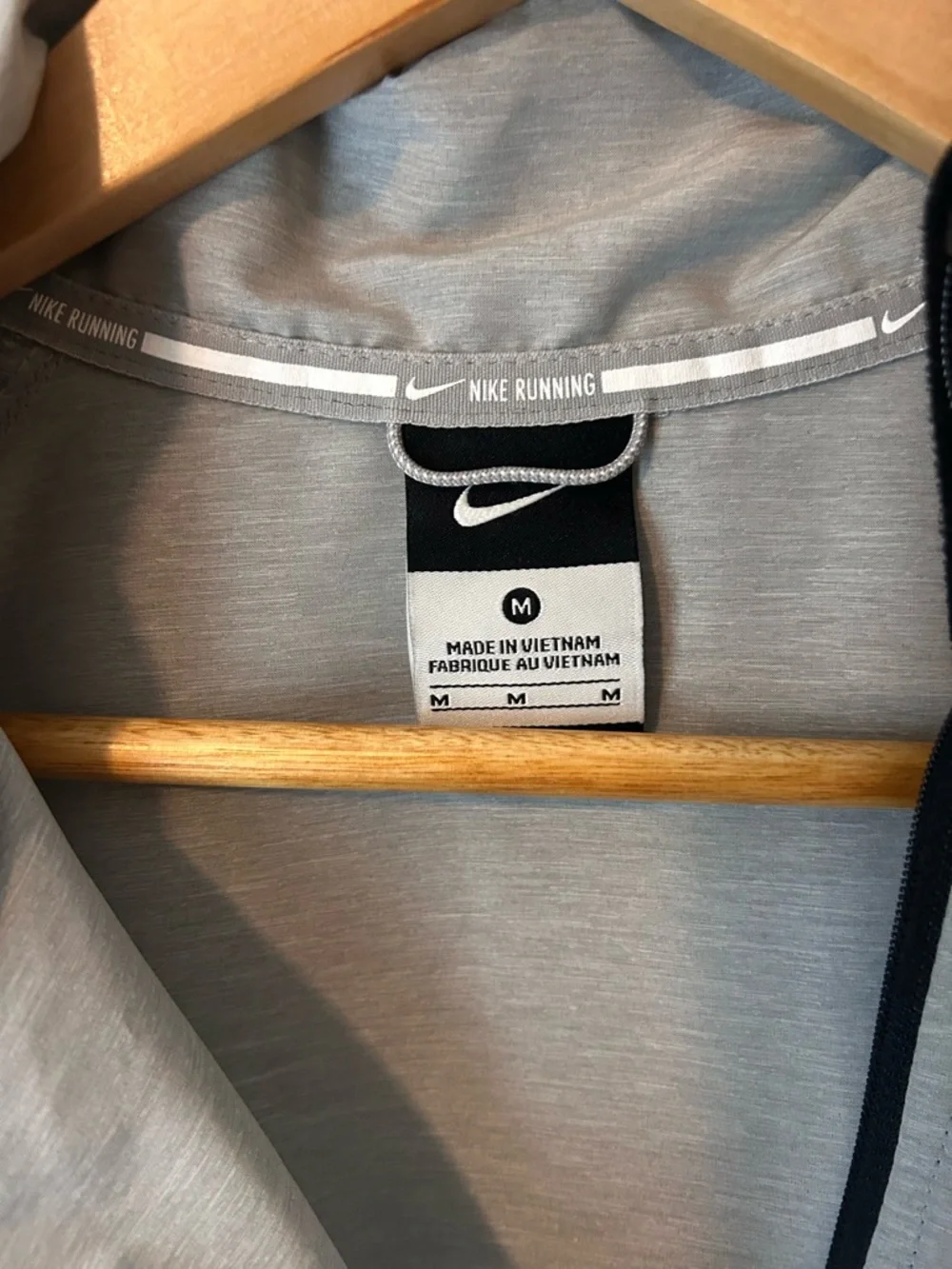 Nike Running Asymmetrical Zip Moto Jacket Size M Gray Activewear Lightweight